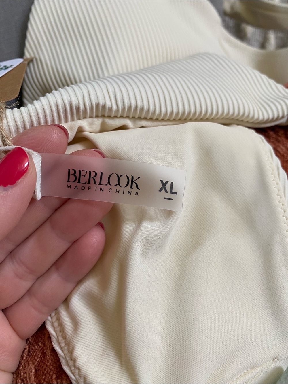 {Berlook} Ribbed Shell Bikini - Picture 7 of 11
